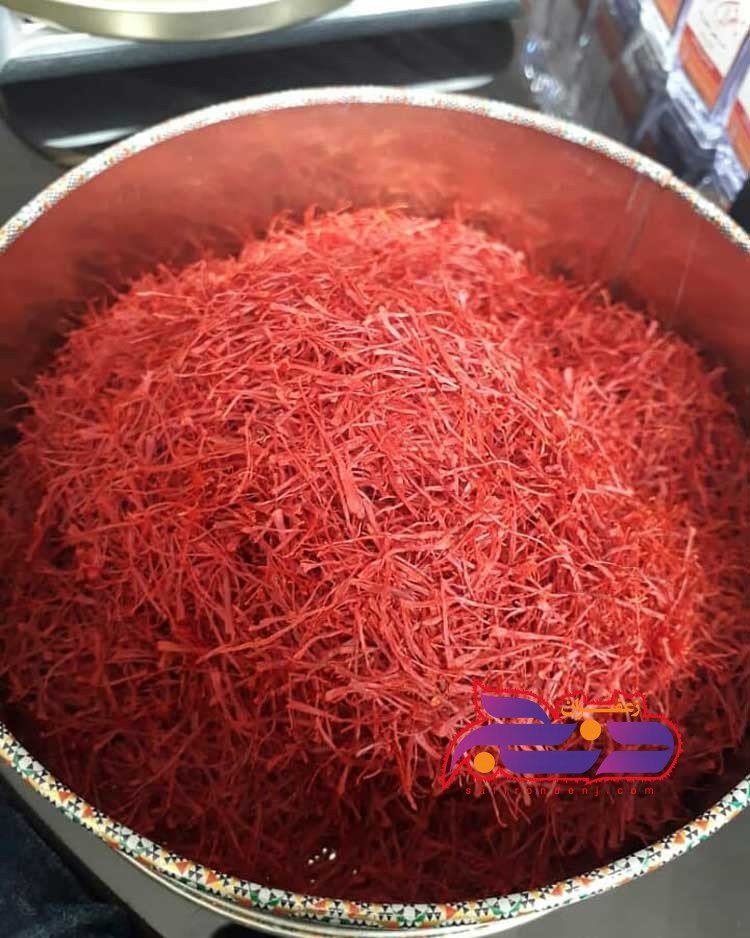 خرید زعفران نگین صادراتی درجه یک قائنات